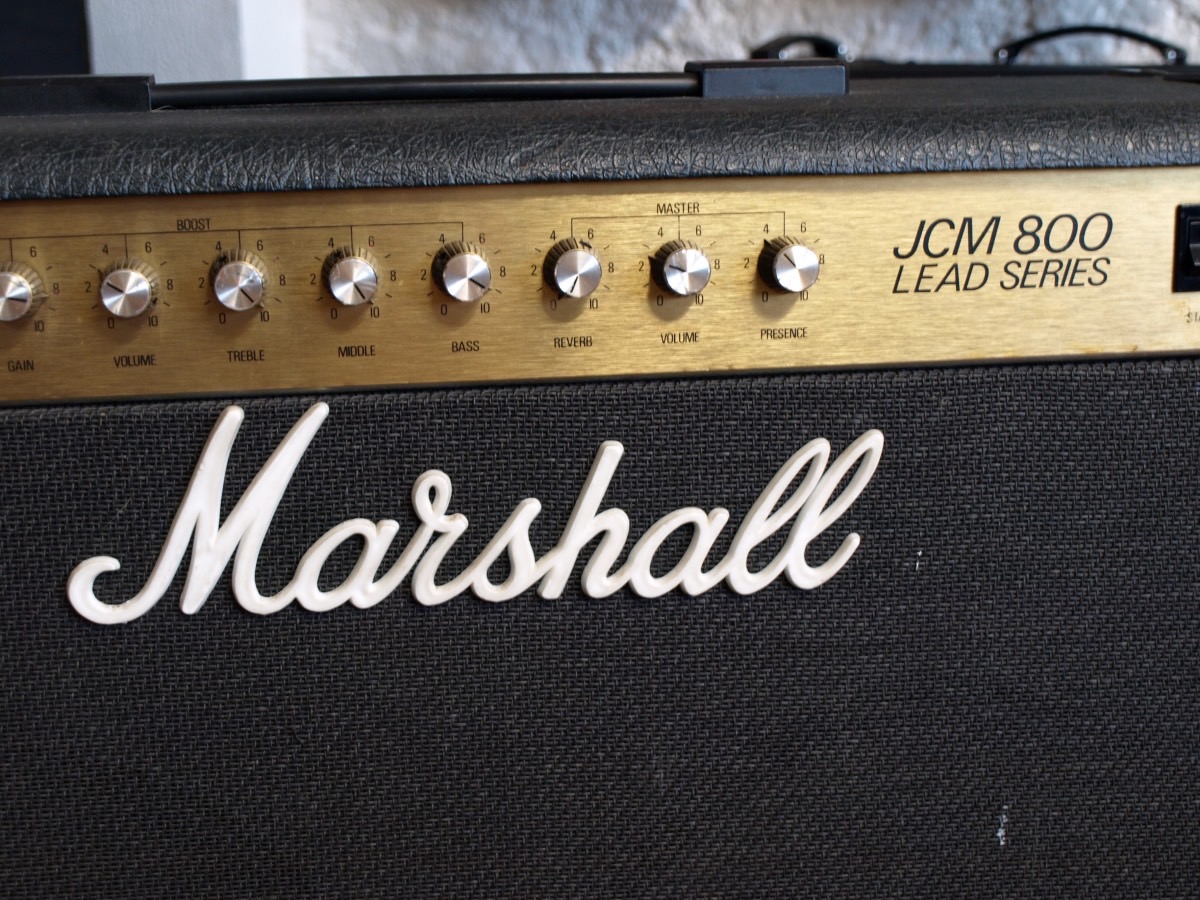 Marshall JCM800 100w Combo – Unique Guitars